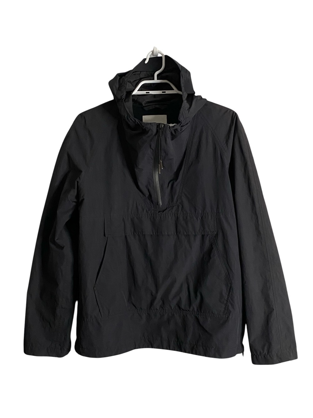 Aritzia x Community Men's Black Hooded Lightweight Windbreaker Jacket